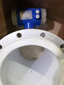 钽电极智能电磁流量计 内衬四氟 现场显示 一体型电磁流量计