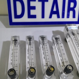 LZM-15ZT透明有机玻璃管流量计,带调节阀,PVC接口ZG1/2螺纹流量计