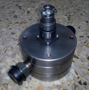 不锈钢微小流量计,脉冲信号,耐高压,外螺纹连接,量程30--400L/H