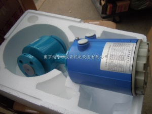 锂电池供电型电磁流量计,现场显示,一体型,衬四氟,316L电极流量计