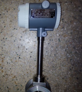 LUGE2405CP5涡街流量计,DN50高温型300℃电容式蒸汽流量计